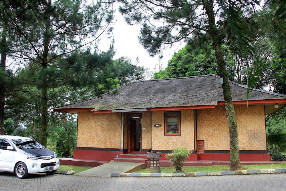 Sari Ater Hotel & Resort Ciater Luaran gambar